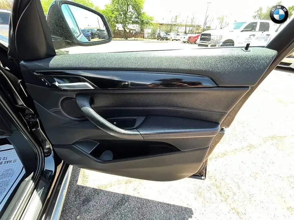 BMW X1 photo 15