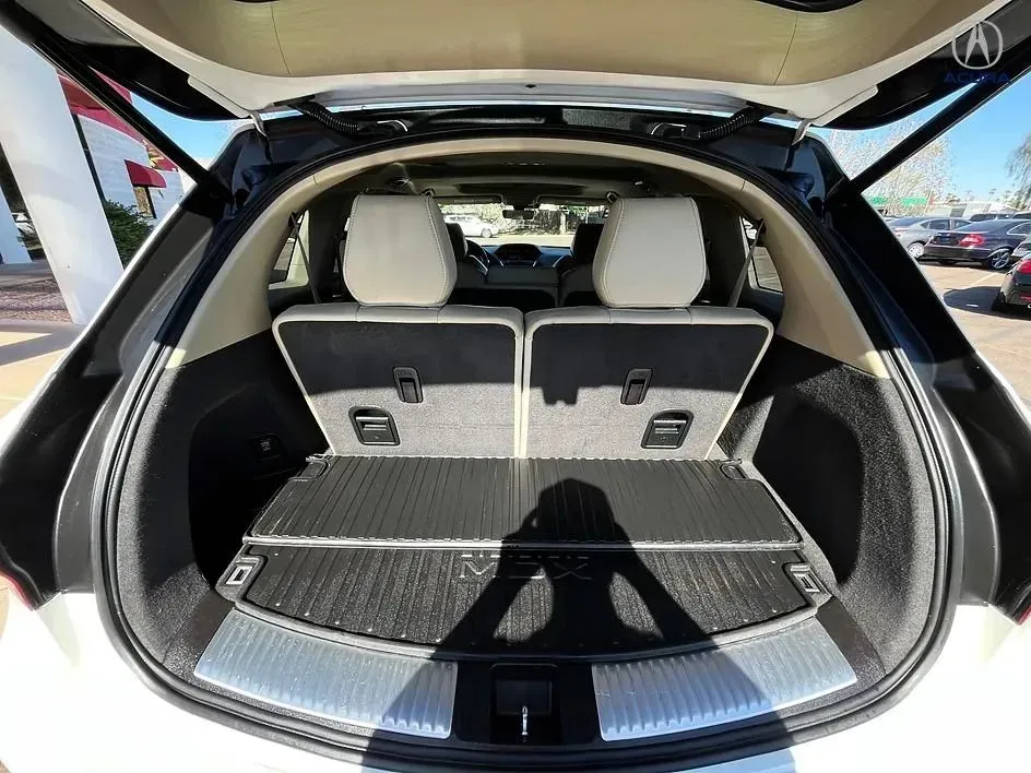 Acura MDX photo 10