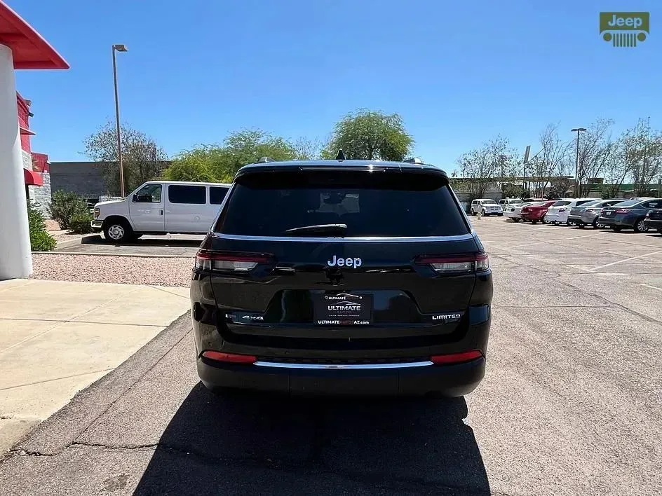Jeep Grand Cherokee L photo 8
