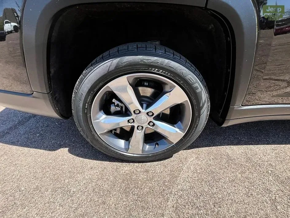Jeep Grand Cherokee L photo 22