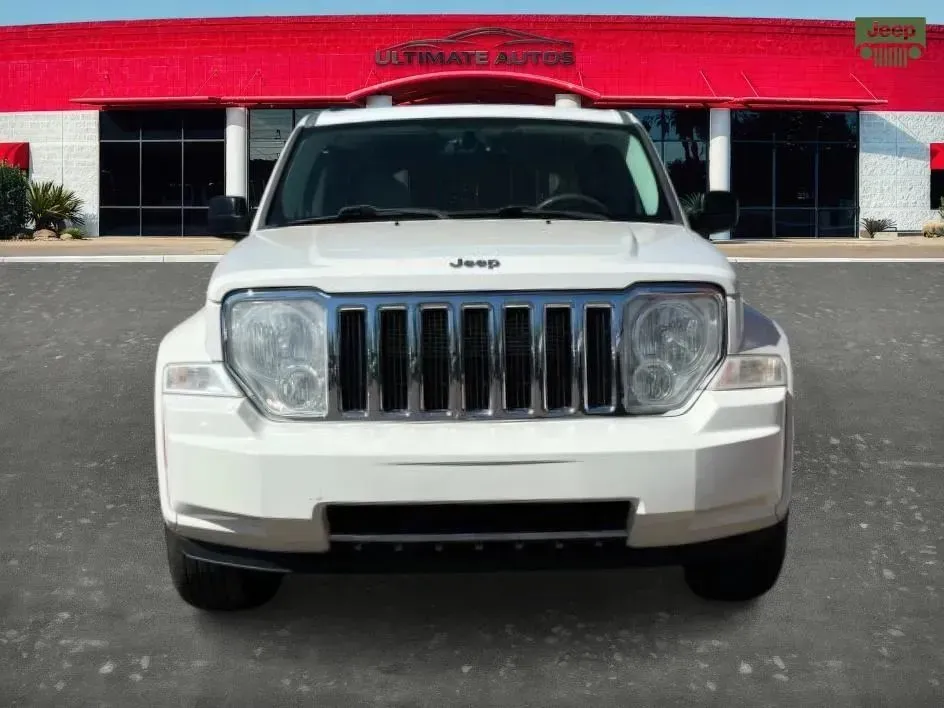 Jeep Liberty photo 6