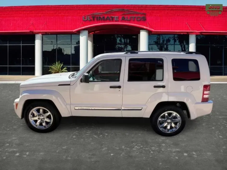 Jeep Liberty photo 7
