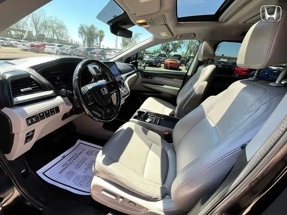 Honda Odyssey photo 9