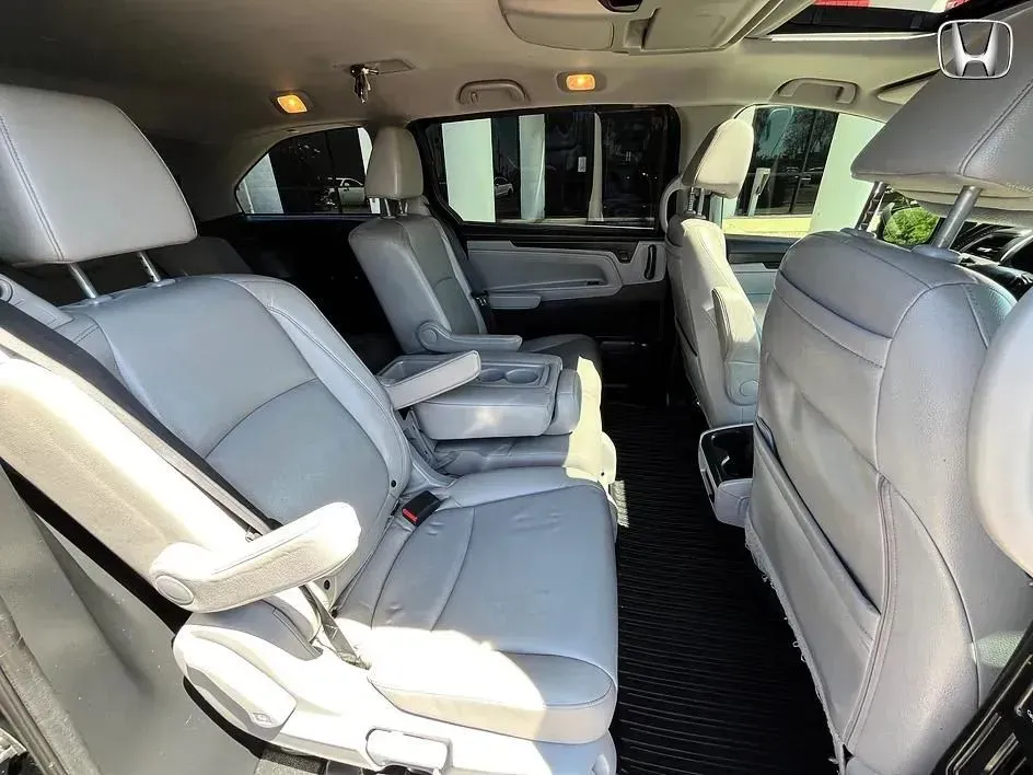 Honda Odyssey photo 17