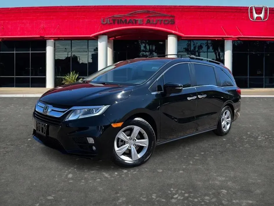 Honda Odyssey photo 2