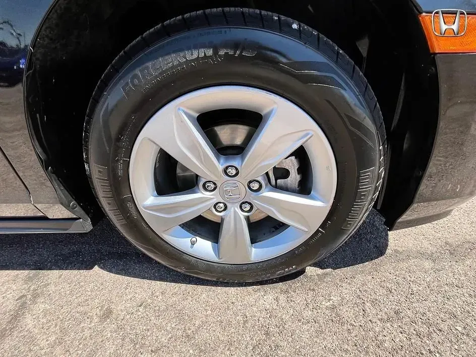 Honda Odyssey photo 22
