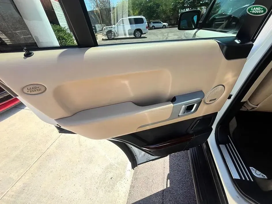 Land Rover Range Rover photo 12