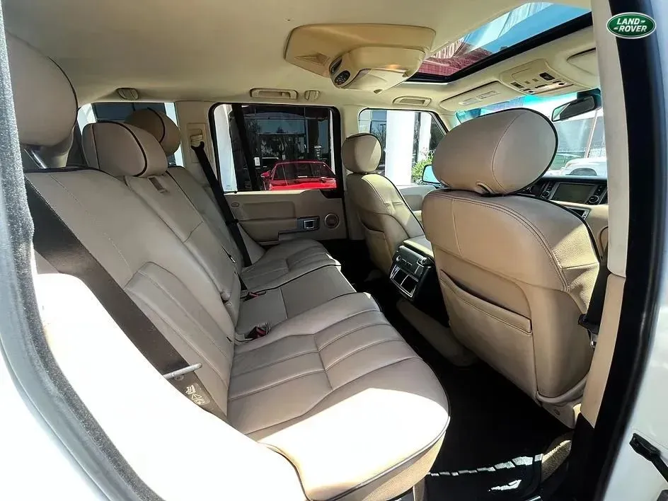 Land Rover Range Rover photo 15