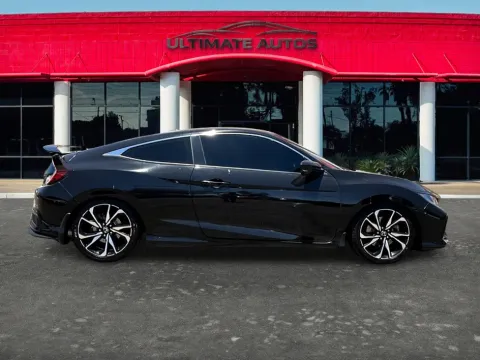 More photos of 2018 Honda Civic Si Coupe 2D at Ultimate Autos, AZ