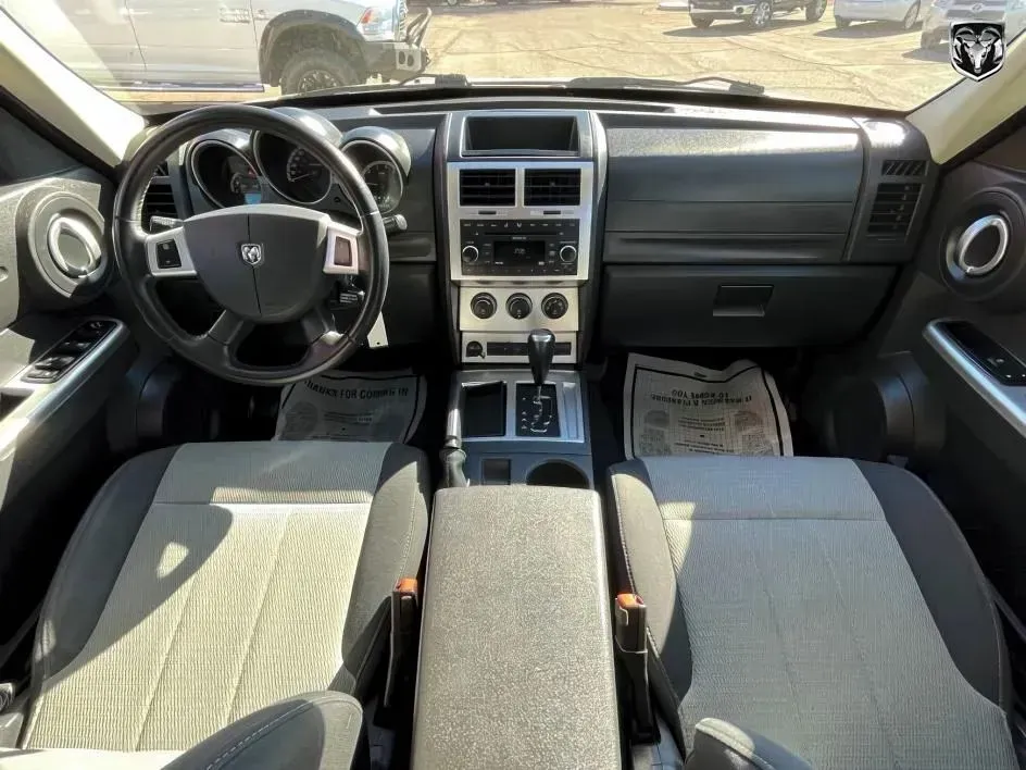 2007 Dodge Nitro SLT - Photo 13