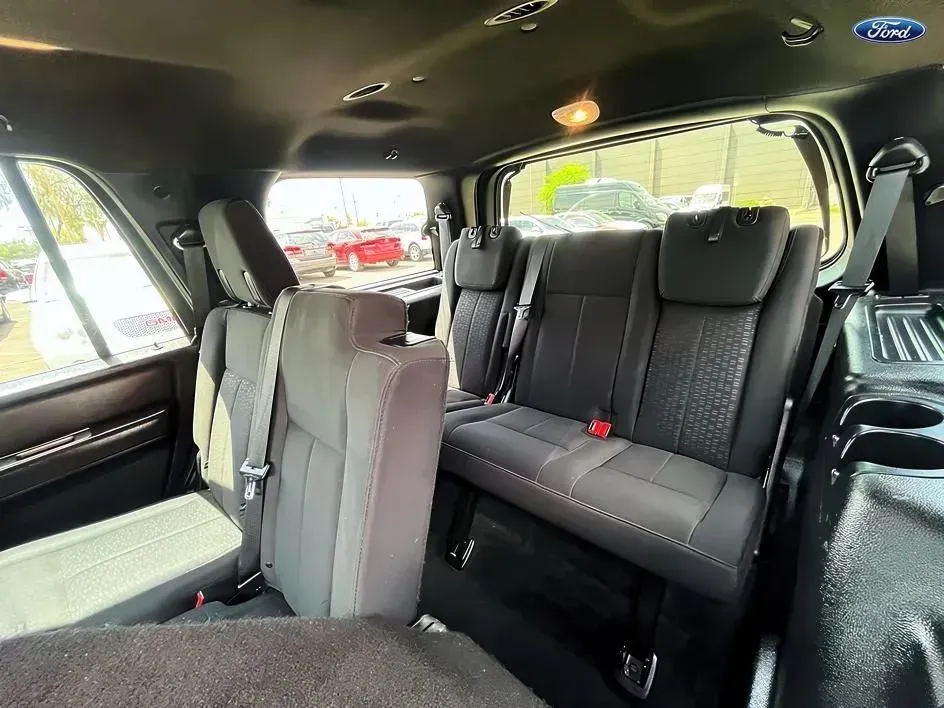 Ford Expedition photo 13