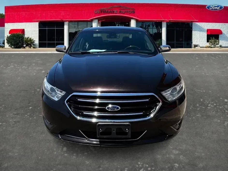 Ford Taurus photo 6
