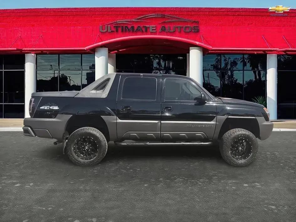 Chevrolet Avalanche photo 8