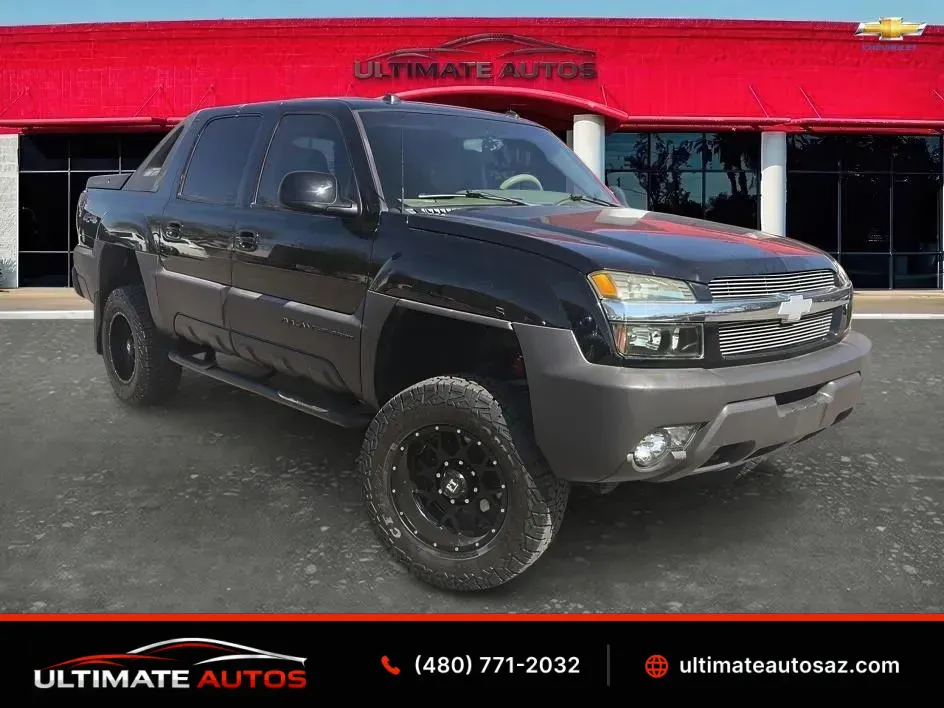 Black 2004 Chevrolet Avalanche 2500 Sport Utility Pickup 4D 5 1/4 ft for sale in Mesa, AZ
