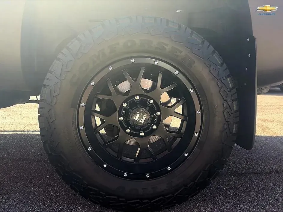 Chevrolet Avalanche photo 17