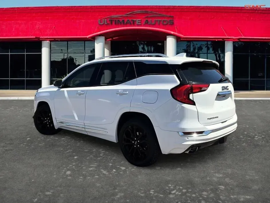 GMC Terrain photo 4