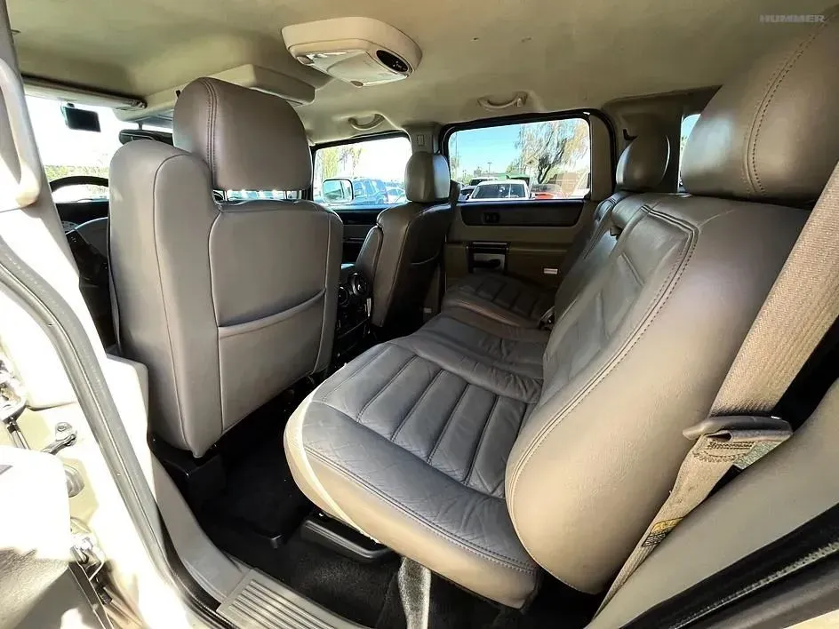 Hummer H2 photo 12