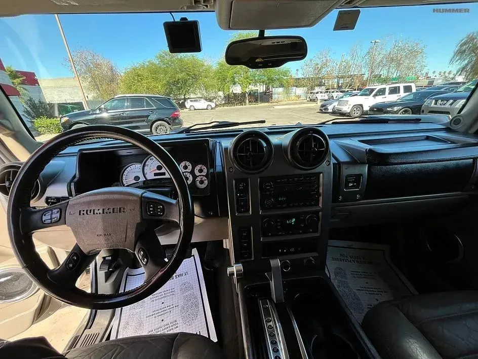 Hummer H2 photo 9