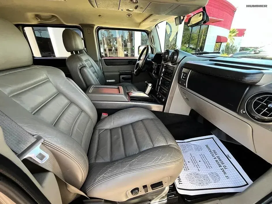Hummer H2 photo 11