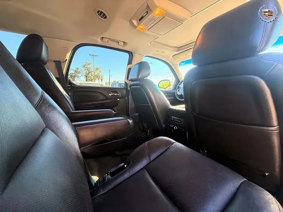 Cadillac Escalade photo 18