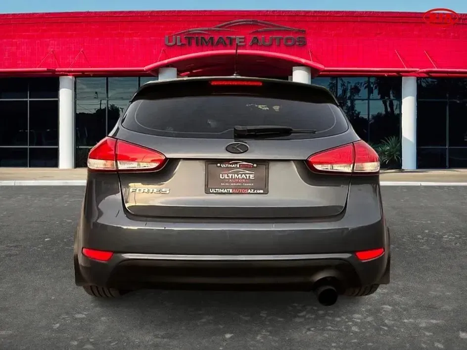 Kia Forte5 photo 10