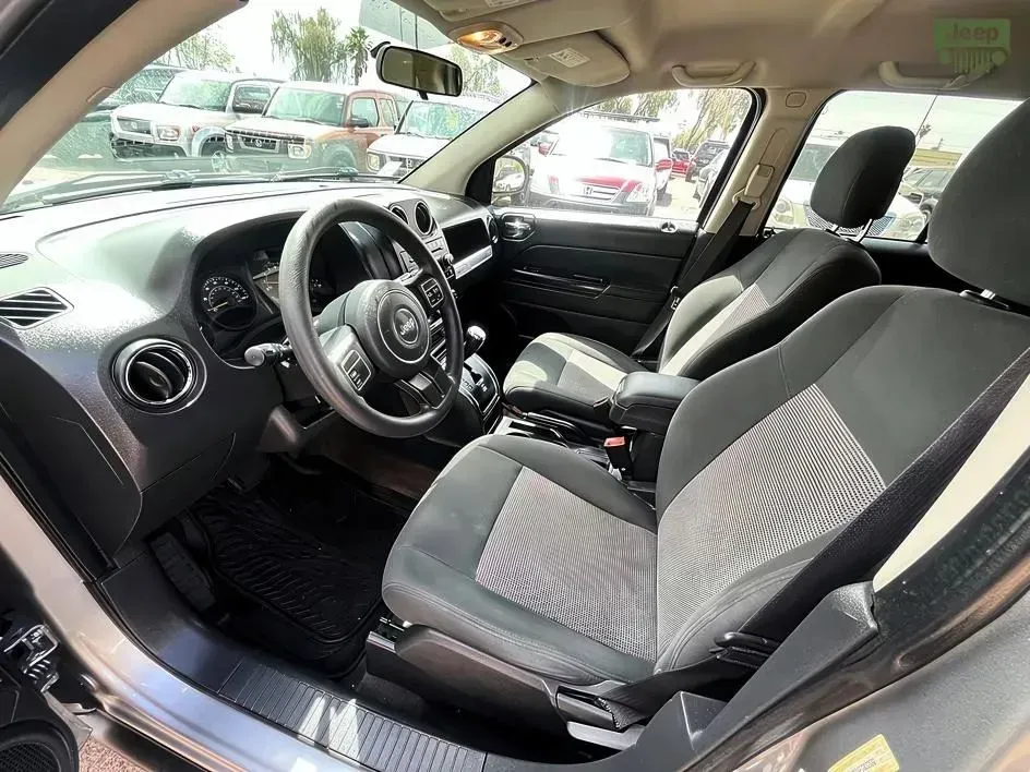 2014 Jeep Compass Sport - Photo 9
