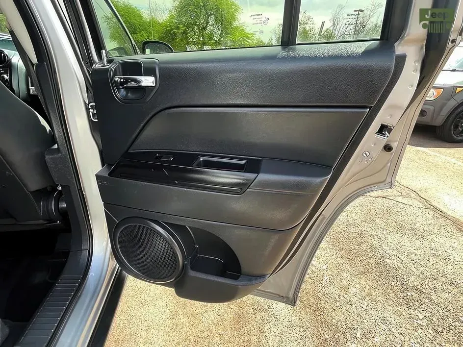 2014 Jeep Compass Sport - Photo 17