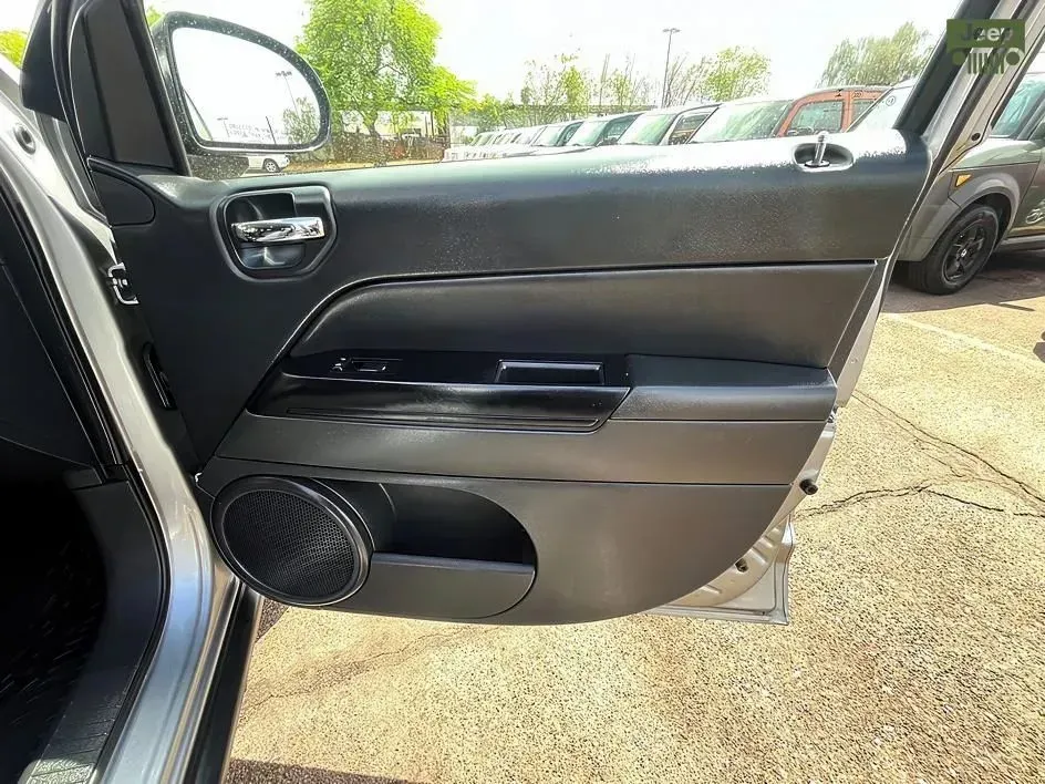 2014 Jeep Compass Sport - Photo 15