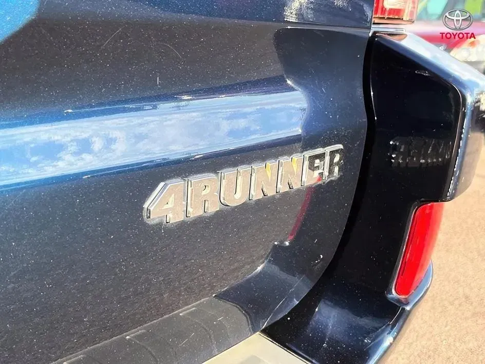 Toyota 4Runner photo 23