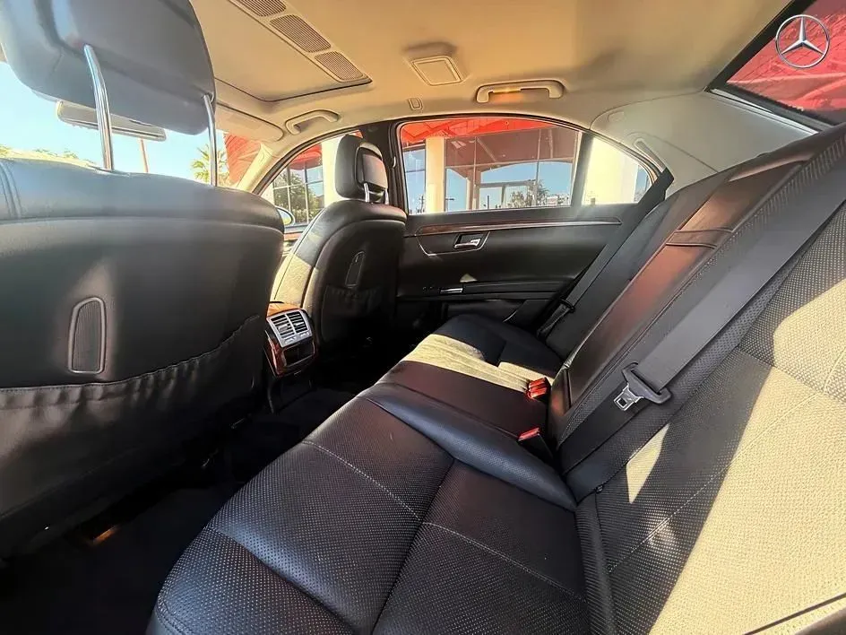 Mercedes-Benz S-Class photo 11