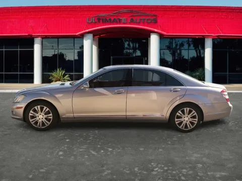 More photos of 2009 Mercedes-Benz S-Class S 550 Sedan 4D at Ultimate Autos, AZ
