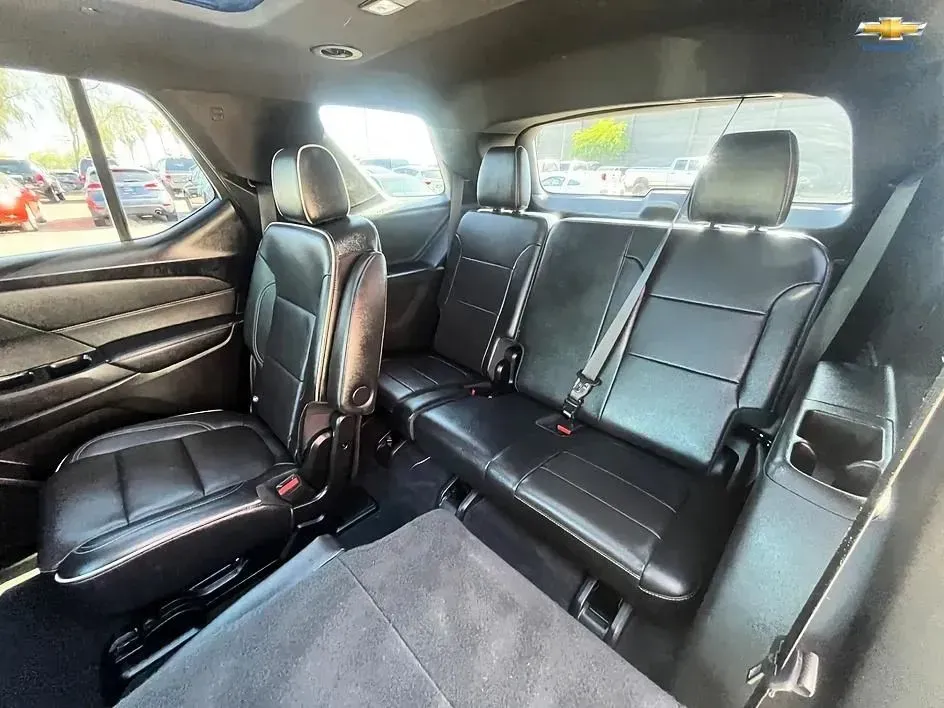Chevrolet Traverse photo 8