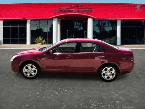 More photos of 2010 Mercury Milan Sedan 4D at Ultimate Autos, AZ