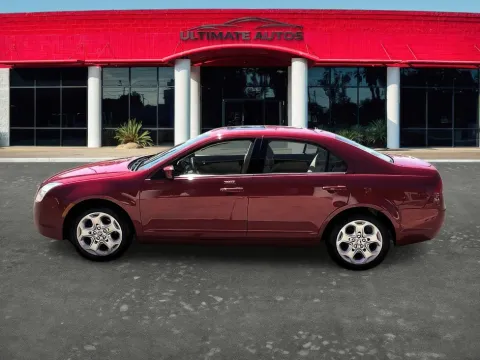 More photos of 2010 Mercury Milan Sedan 4D at Ultimate Autos, AZ