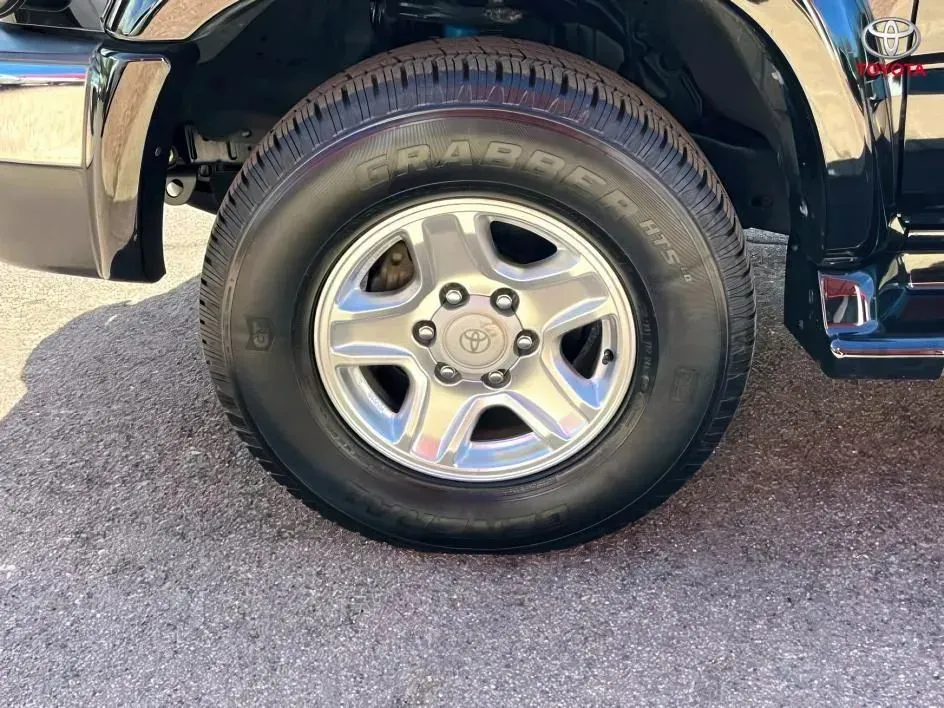 Toyota 4Runner photo 22