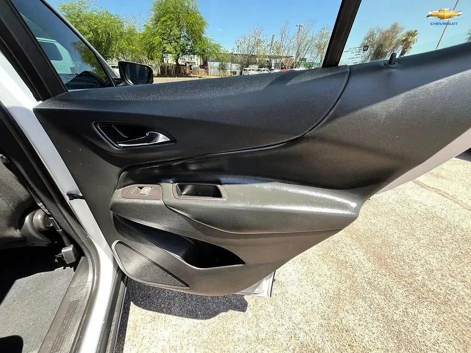 Chevrolet Equinox photo 16