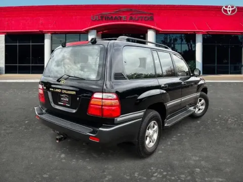 Another view of 2001 Toyota Land Cruiser Sport Utility 4D for sale in Mesa, AZ at Ultimate Autos
