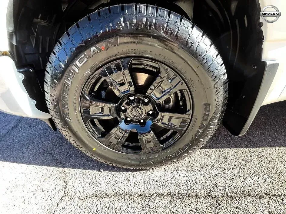 Nissan Titan photo 15