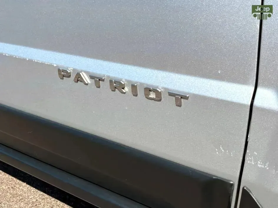 2012 Jeep Patriot Latitude - Photo 21