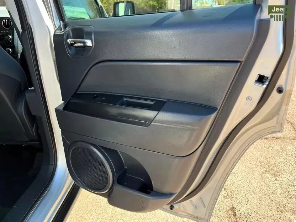 2012 Jeep Patriot Latitude - Photo 18