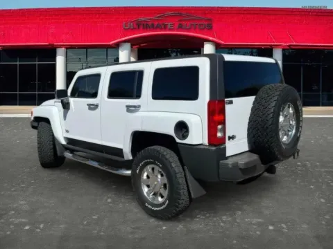 More photos of 2006 HUMMER H3 Sport Utility 4D at Ultimate Autos, AZ