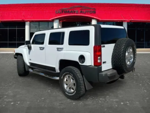 More photos of 2006 Hummer H3 Sport Utility 4D at Ultimate Autos, AZ
