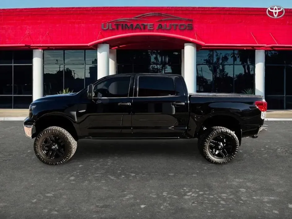 Toyota Tundra photo 7