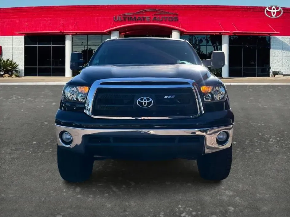 Toyota Tundra photo 6
