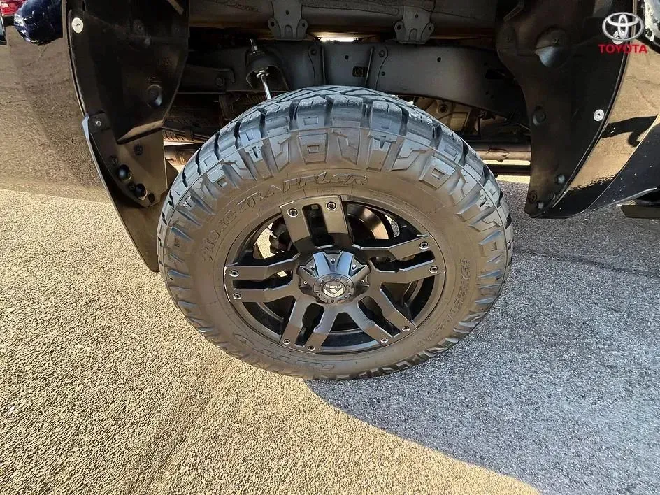 Toyota Tundra photo 19