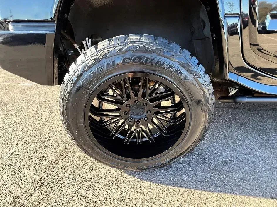 Hummer H2 photo 19