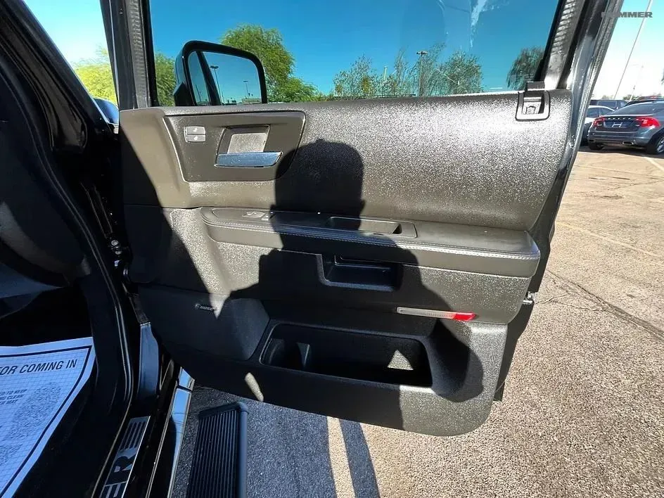 Hummer H2 photo 14