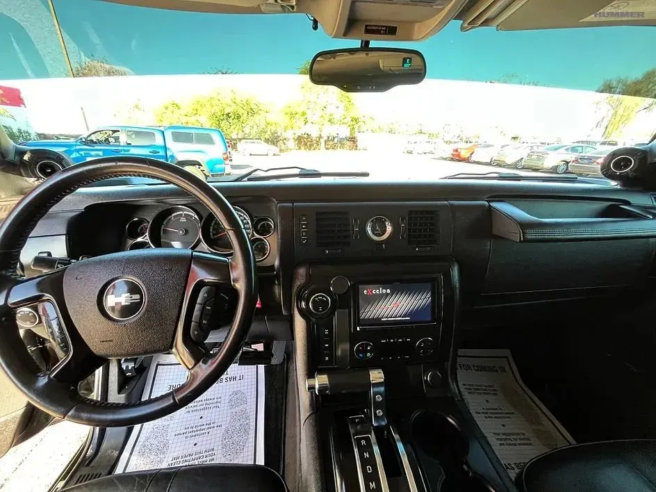 Hummer H2 photo 23