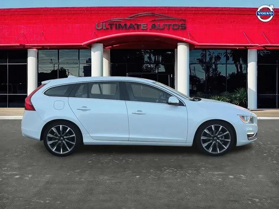 Volvo V60 photo 8