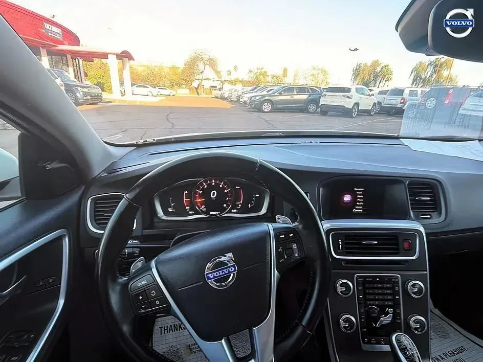 Volvo V60 photo 25